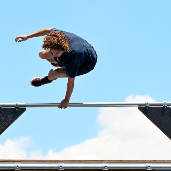 𝗘𝗹𝗼𝗮𝗻 𝗛𝗶𝘁𝘇, 𝘃𝗶𝗰𝗲-𝗰𝗵𝗮𝗺𝗽𝗶𝗼𝗻 𝗱𝘂 𝗺𝗼𝗻𝗱𝗲 𝗱𝗲 𝗙𝗿𝗲𝗲𝘀𝘁𝘆𝗹𝗲